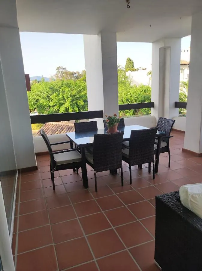 Relax Alcazaba Beach Apartment Эстепона